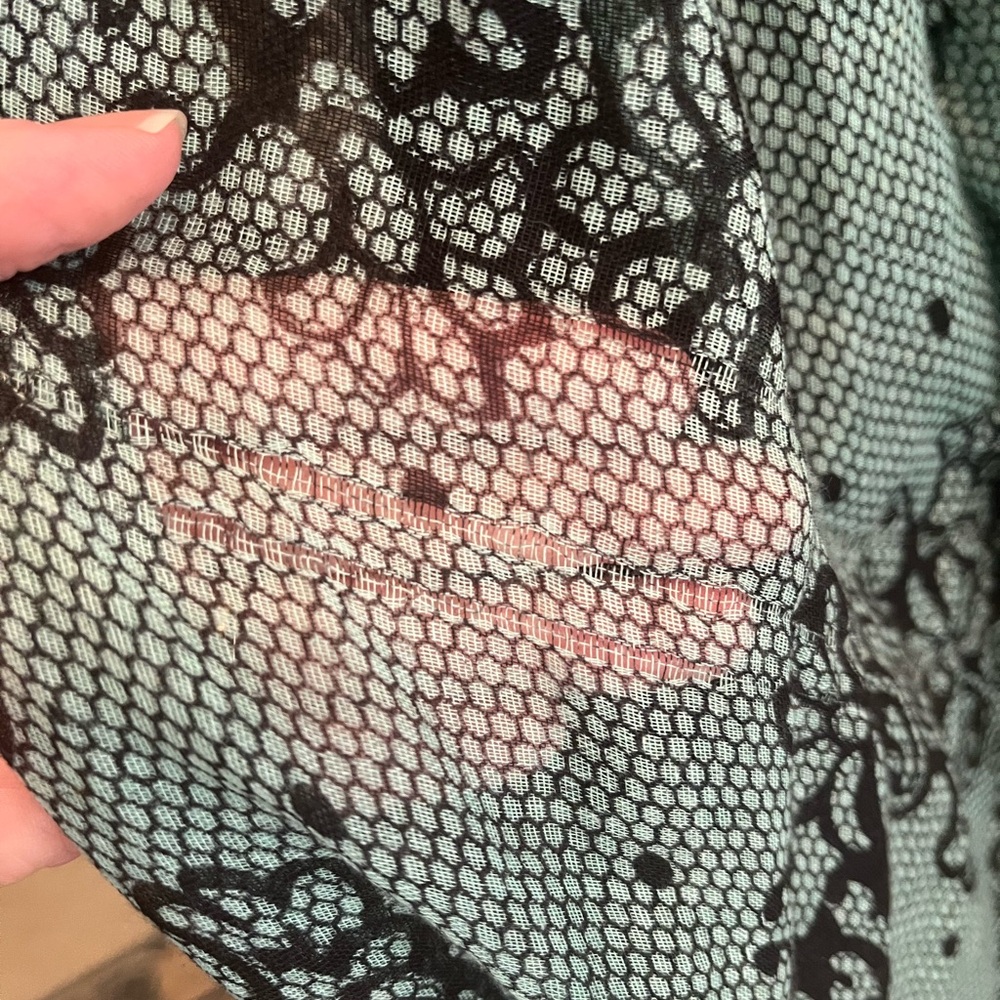 Patterned Scarf Set - Picture 5 of 5